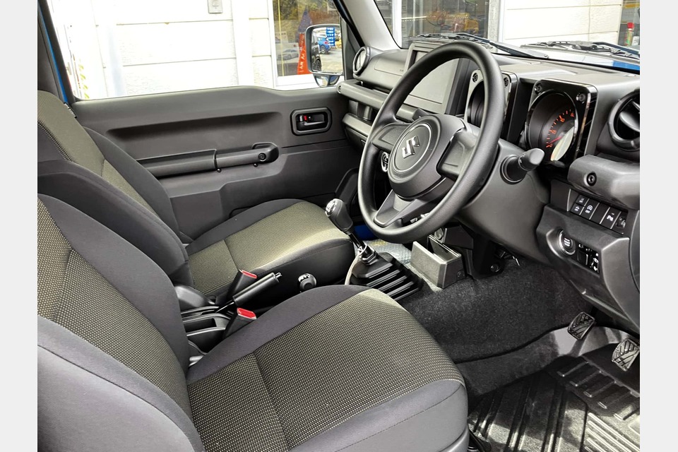 スズキ　ジムニーの商品画像04