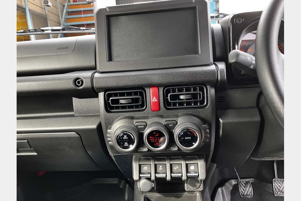 スズキ　ジムニーの商品画像09